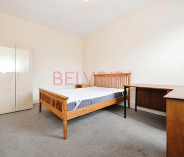 5 bedroom detached house to rent - Photo 4