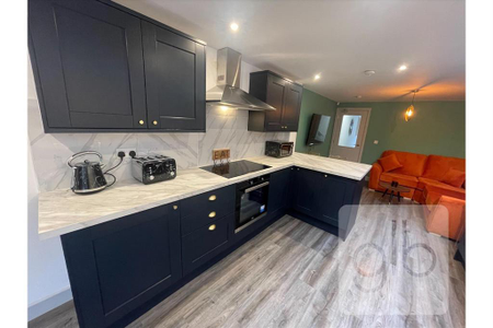 5 bedroom house share to rent - Photo 4