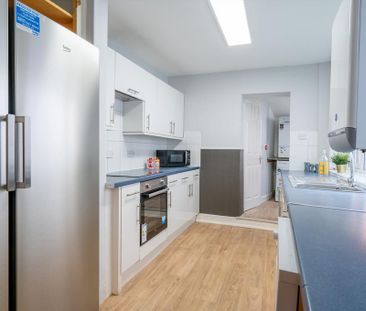 5 bedroom terraced house to rent - Photo 1