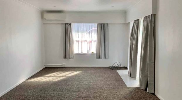 Renovated 4 Bedrooms & 1.5 Bathrooms In Handy ... - Photo 1