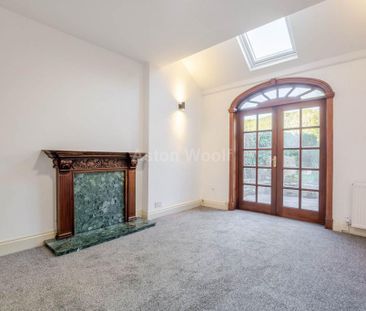 4 bedroom semi-detached house to rent - Photo 2