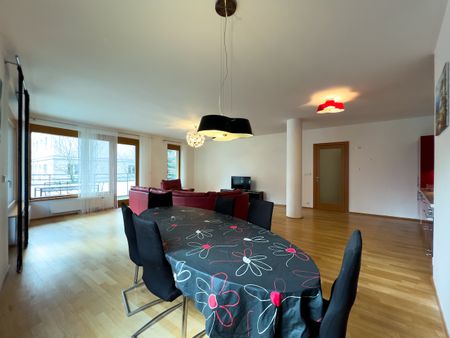 Apartment for rent, 3+kk - 2 bedrooms, 126m - Photo 2