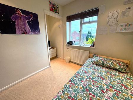 3 bedroom semi-detached house to rent - Photo 3