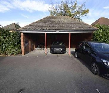 Bluebell Close, Rush Green, Romford, RM7 - Photo 5