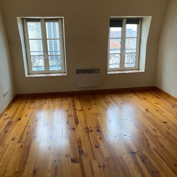 Appartement 4 pièces à Toul - Photo 1