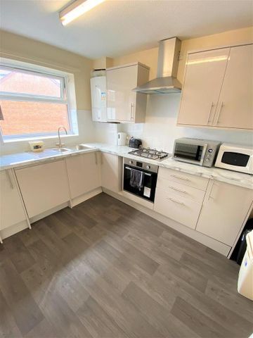 1 bedroom terraced house to rent - Photo 5