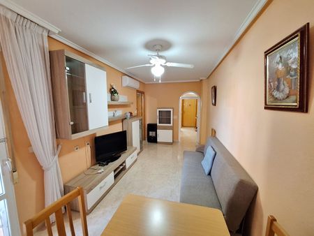 Ref.7455 One Bedroom Apartment in Torrevieja near the Park of Nations - Photo 3