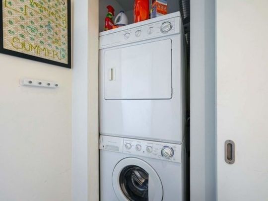 For Lease - 400 Wellington Street Unit# 902, Toronto, Ontario - Photo 1