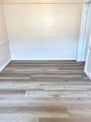 2 Bedroom Semi Home - Photo 3