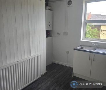 3 bedroom end of terrace house to rent - Photo 5