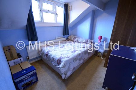2 Bedroom Mid Terraced House for rent in Autumn Place - Photo 5