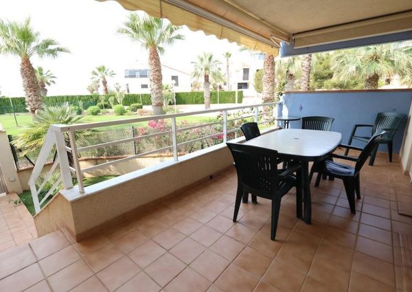 Apartamento bajo en Aguamarina.