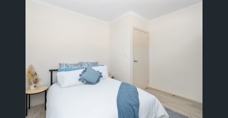 Fully furnished, 2 bedroom Townhouse. - Photo 2