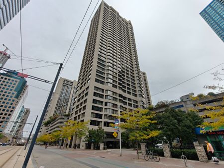 For Lease - 55 Harbour Square Unit# 512, Toronto, Ontario - Photo 2