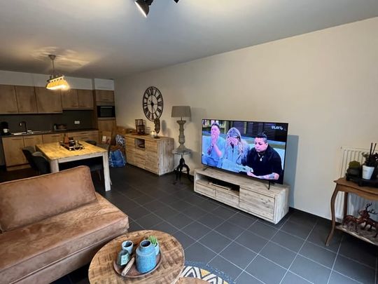 Appartement te huur - Foto 1