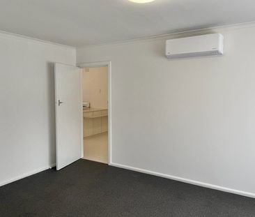 Family home with surrounding Parklands - Photo 4