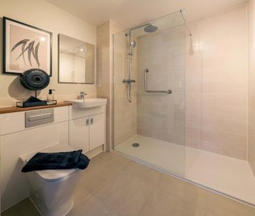 1 bedroom retirement property to rent - Photo 5