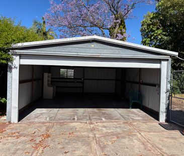 Great location, close to public transport, river and shops. - Photo 6