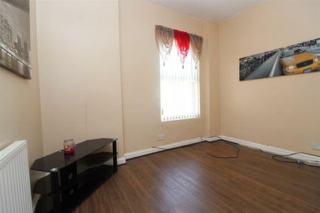2 Bed Terraced House, Menai Street, CH41 - Photo 5