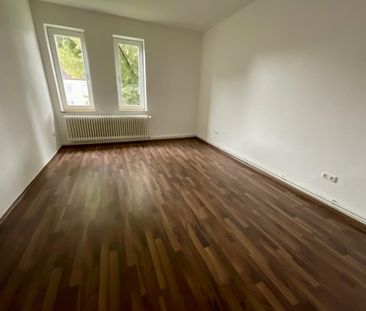 Gemütliche Etagenwohnung mit Dusche in Wilhelmshaven - Fedderwaderg... - Photo 1