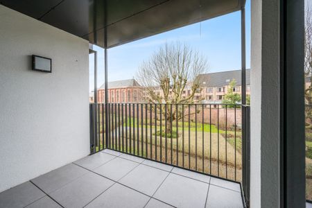 Appartement met 2 slaapkamers en terras op een toplocatie! - Foto 5