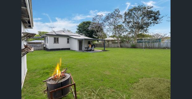 PRIME LOCATION WITH SPACIOUS YARD!! - Photo 1