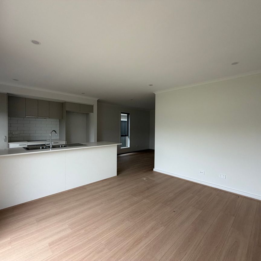 Brand New Family Home! - Photo 1