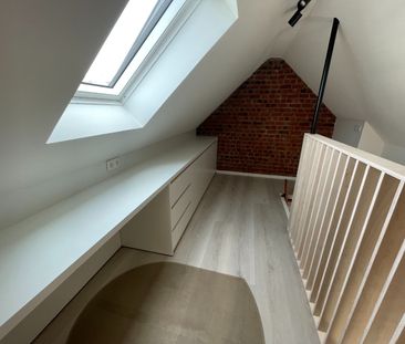 Exclusief één slaapkamer DAK-APPARTEMENT met ruim terras en openluc... - Photo 4