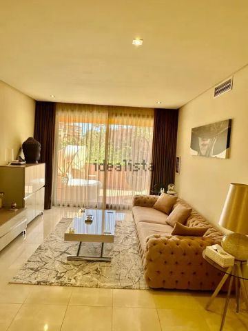 Alquiler de piso en Urbanizacion Residencial Sotoserena, 3 - Photo 2