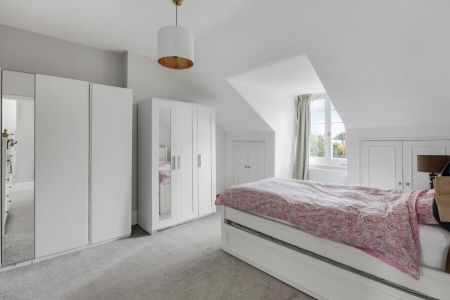 6 Bedroom House To Let - Photo 4