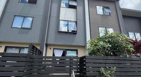 3 Bedroom 2 Bathroom Townhouse - Photo 5