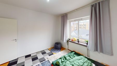 Trollgatan 10 B, Trollhättan - Photo 3