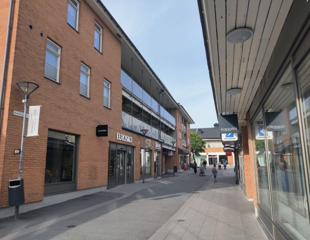 Vänortsringen, Märsta - Foto 1