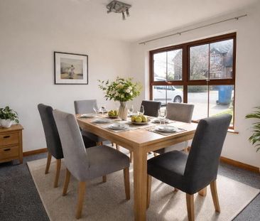 11 Kings Chase, Maze, Lisburn, BT27 5ST - Photo 3