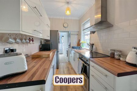 2 bedroom terraced house to rent - Photo 3