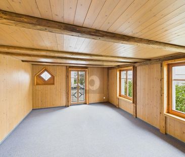 LIGHT-FLOODED WITH HIGH CEILINGS - Photo 1