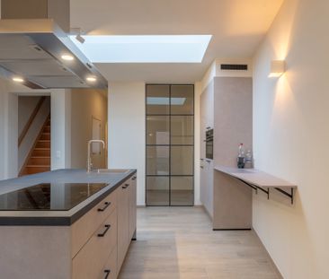 Stadswoning met 3 slpk's, tuin en dubbele garage te Turnhout - Foto 6