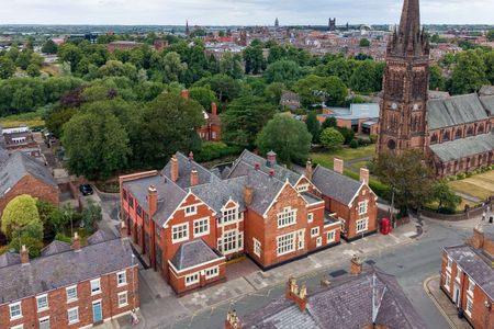 An exceptional two bedroom apartment offering impressive proportions, and soaring ceilings seamlessly blending period character with contemporary living - Photo 5