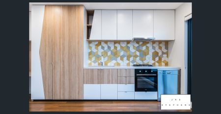 Contemporary, Light-Filled Apartment in the Heart of Footscray - Photo 5