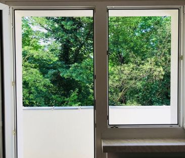 schöne 3-Raum-Wohnung mit Balkon sucht eine Familie - Photo 1
