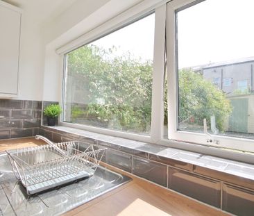 Whitland Rd, Kensington. - Photo 5