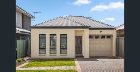 Modern Family Home in Convenient Location - Photo 4