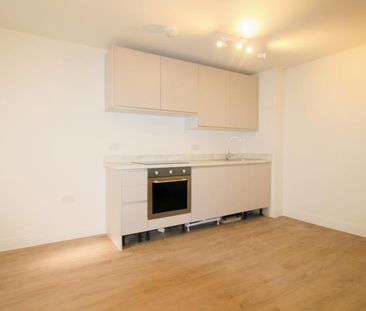 1 bedroom apartment to rent - Photo 2