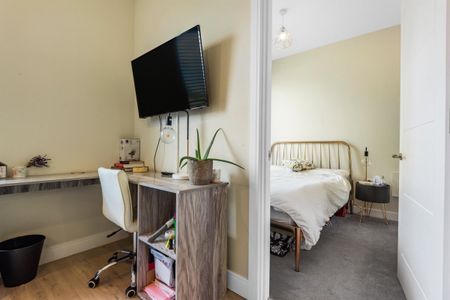 Clivemont Road - Photo 3