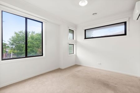 3 Bedroom Spacious Family Home! - Photo 5