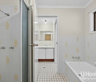 Low Set Brick Home Offering Comfort, Convenience and Charm - Photo 4