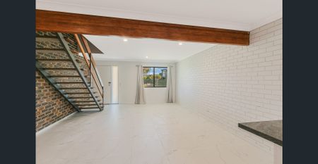 Fully Renovated 2-Storey, 2-Bedroom Unit – Prime Location! - Photo 2