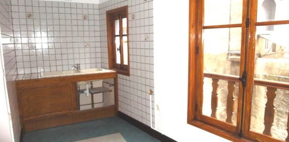 Location Appartement 2 pièces 50m² LE PUY EN VELAY 43000 - Photo 2