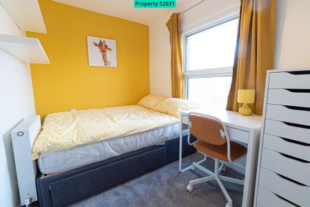 5 bedroom end of terrace house to rent - Photo 4