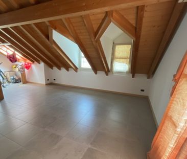 2.5 Zimmer, 74 m², 3. Stock - Photo 1
